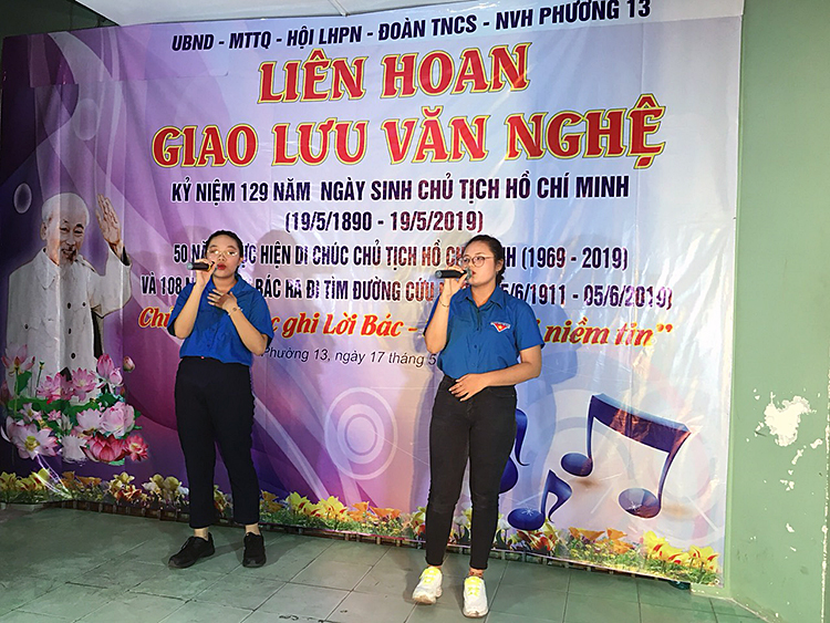 Image: Liên hoan giao lưu văn nghệ chủ đề “Khắc ghi lời Bác, sáng mãi niềm tin”